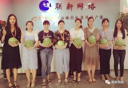 诱惑一波吃瓜群众的人叫什么,是谁在操控舆论风向?