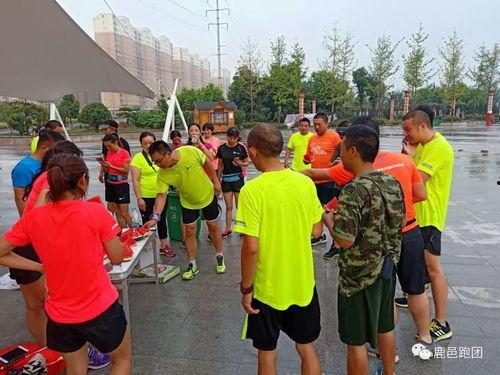 群众吃瓜的精神,揭秘群众吃瓜背后的趣味与智慧