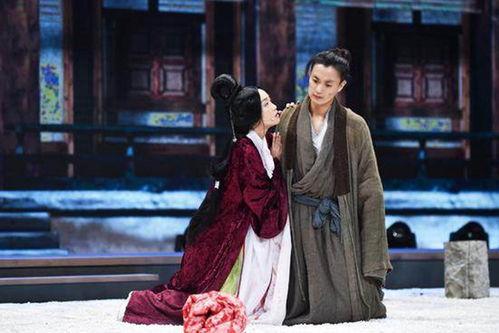 吃瓜群众演员的诞生日,揭秘吃瓜群众演员的诞生日传奇